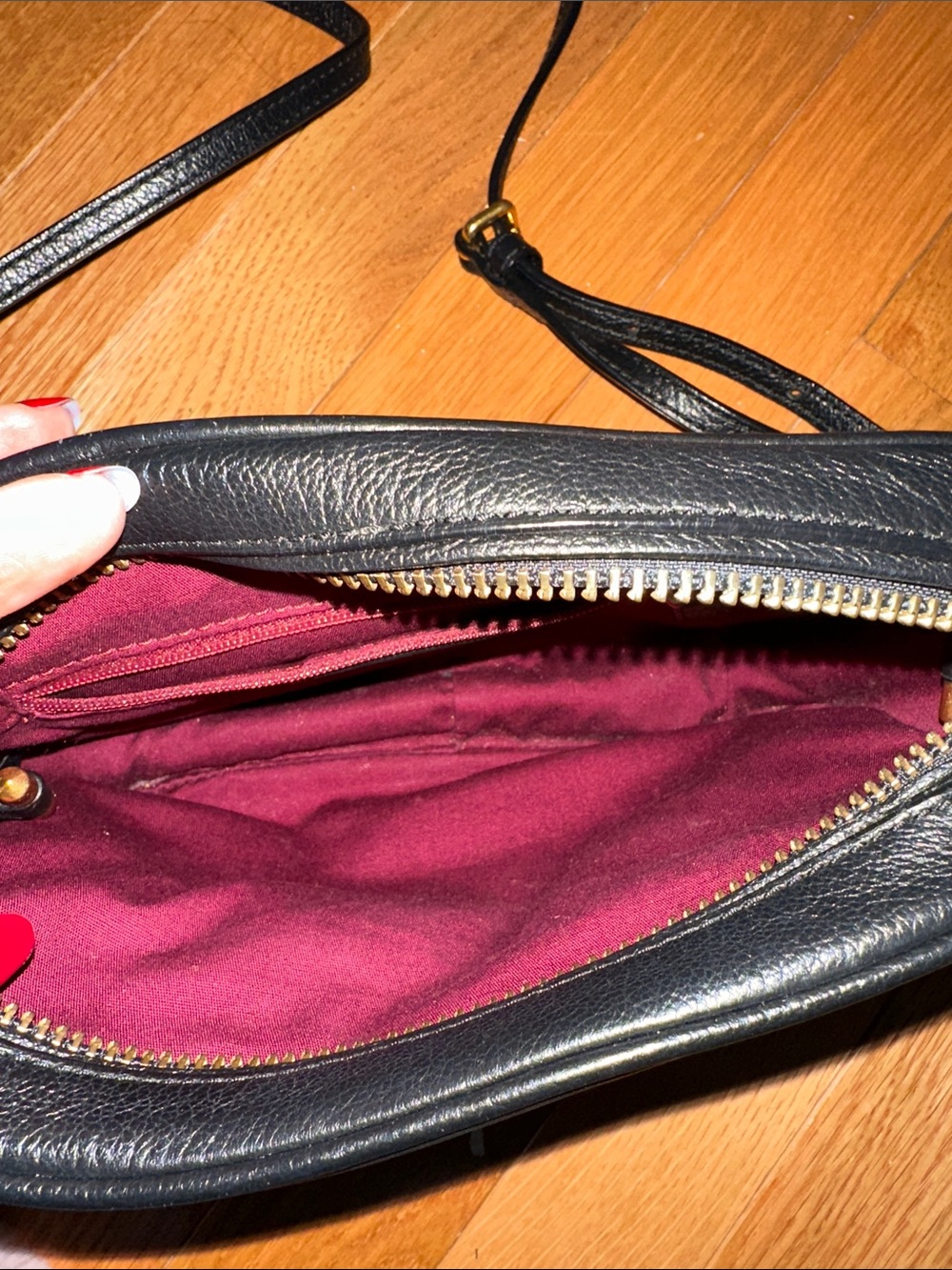 Marc by Marc Jacobs black crossbody leather bag - Picture 3 of 7